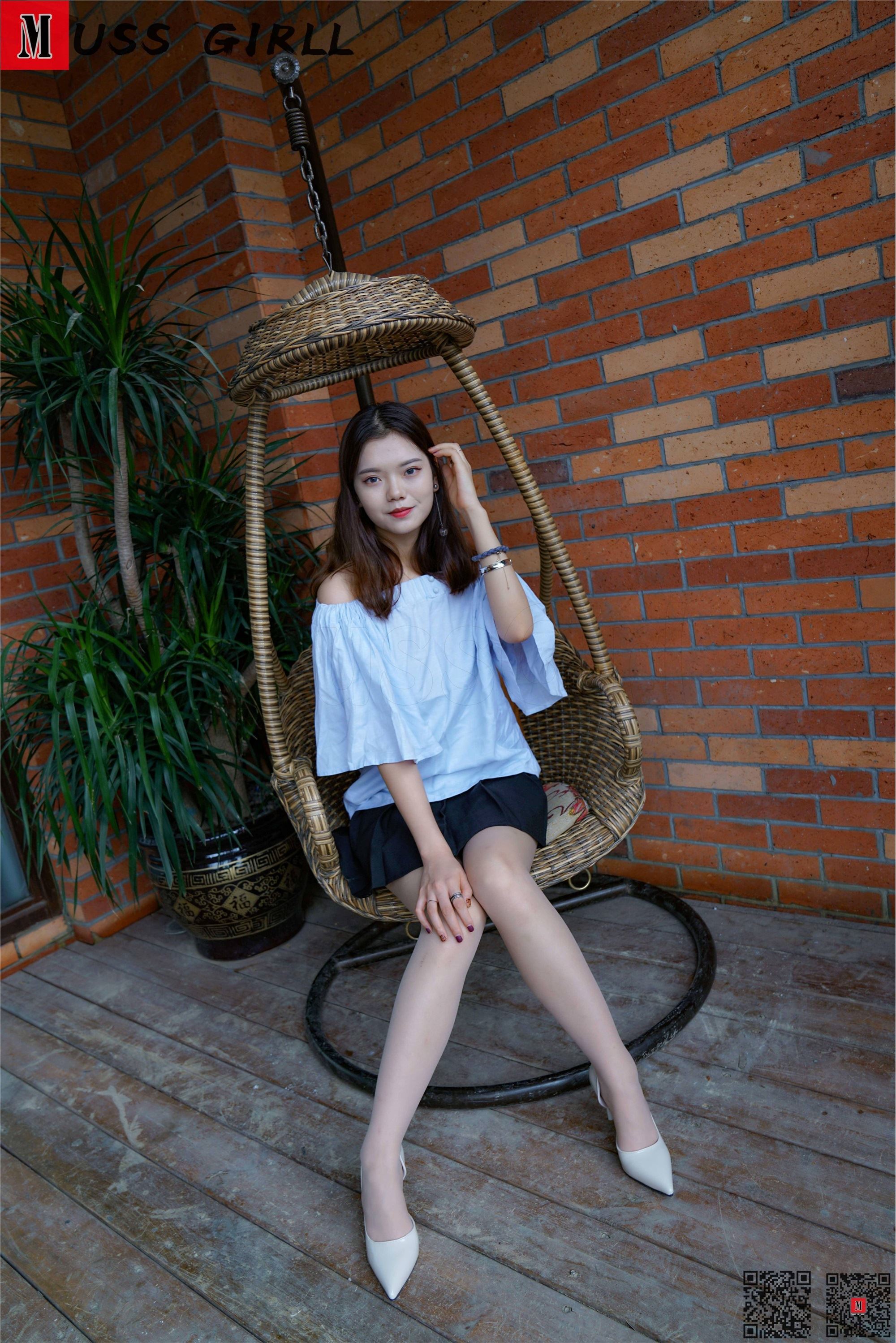 MussGirl慕丝女郎  NO.158 吊椅百褶裙肉丝